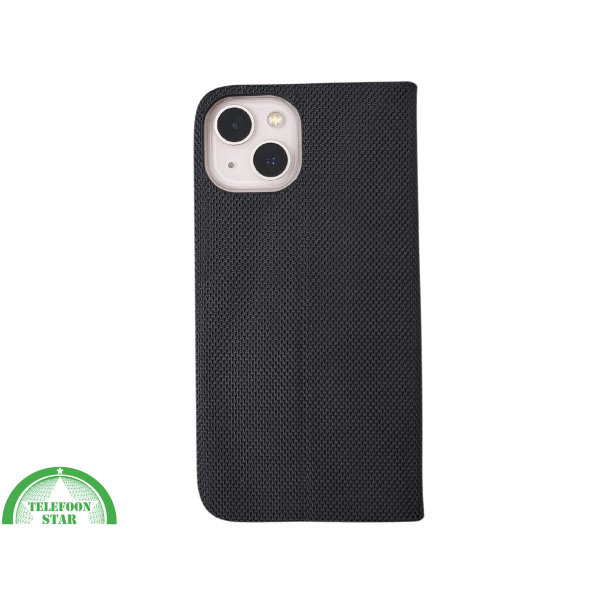 Zwart Bookcase Hoesje iPhone 13 / 14 &ndash; Met Structuur en Pasjeshouder | &euro;14,95 – foto 3