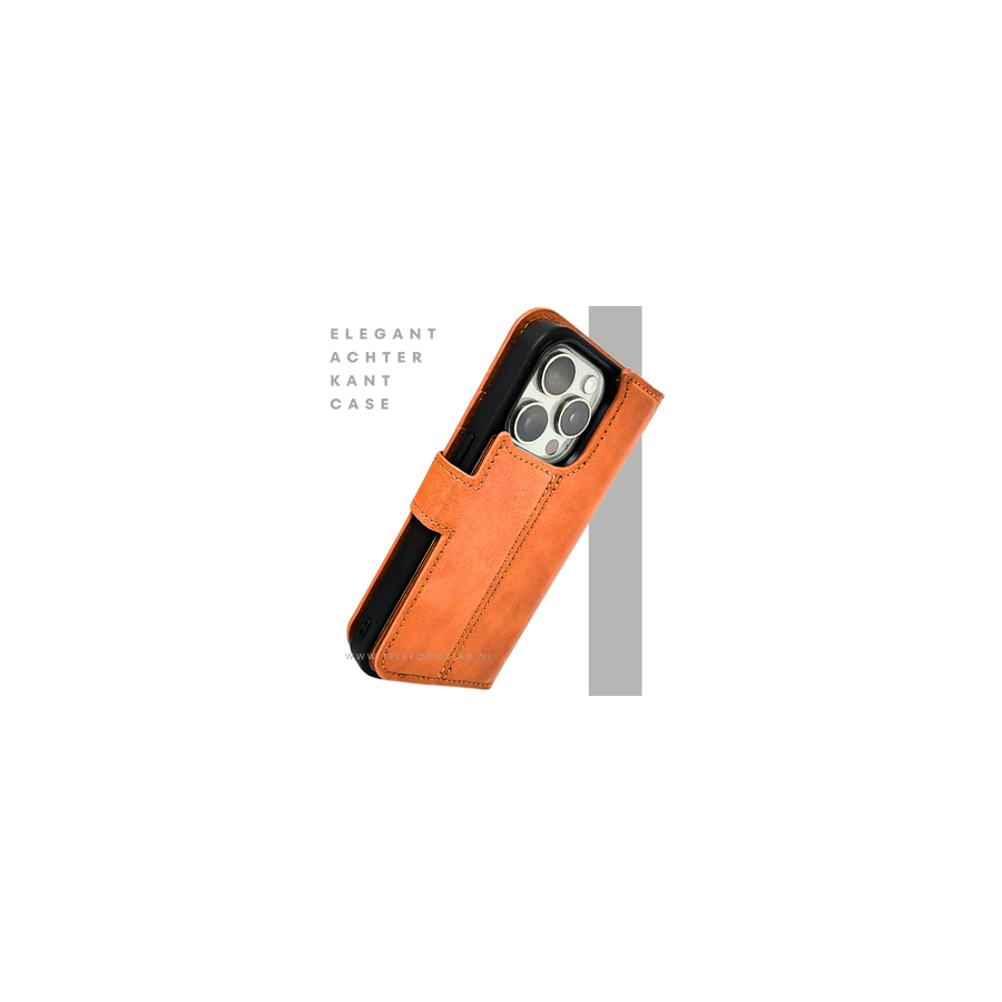 Cognac Bookcase Hoesje twee en een iPhone 15 Pro &ndash; Lederen Look &amp; Kaartvak | Telefoonstar.nl