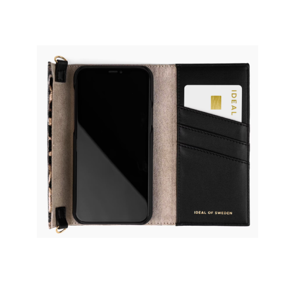 Panterprint Wallet Hoesje iPhone 13 Pro &ndash; Luxe &amp; Polsband | Telefoonstar – foto 2
